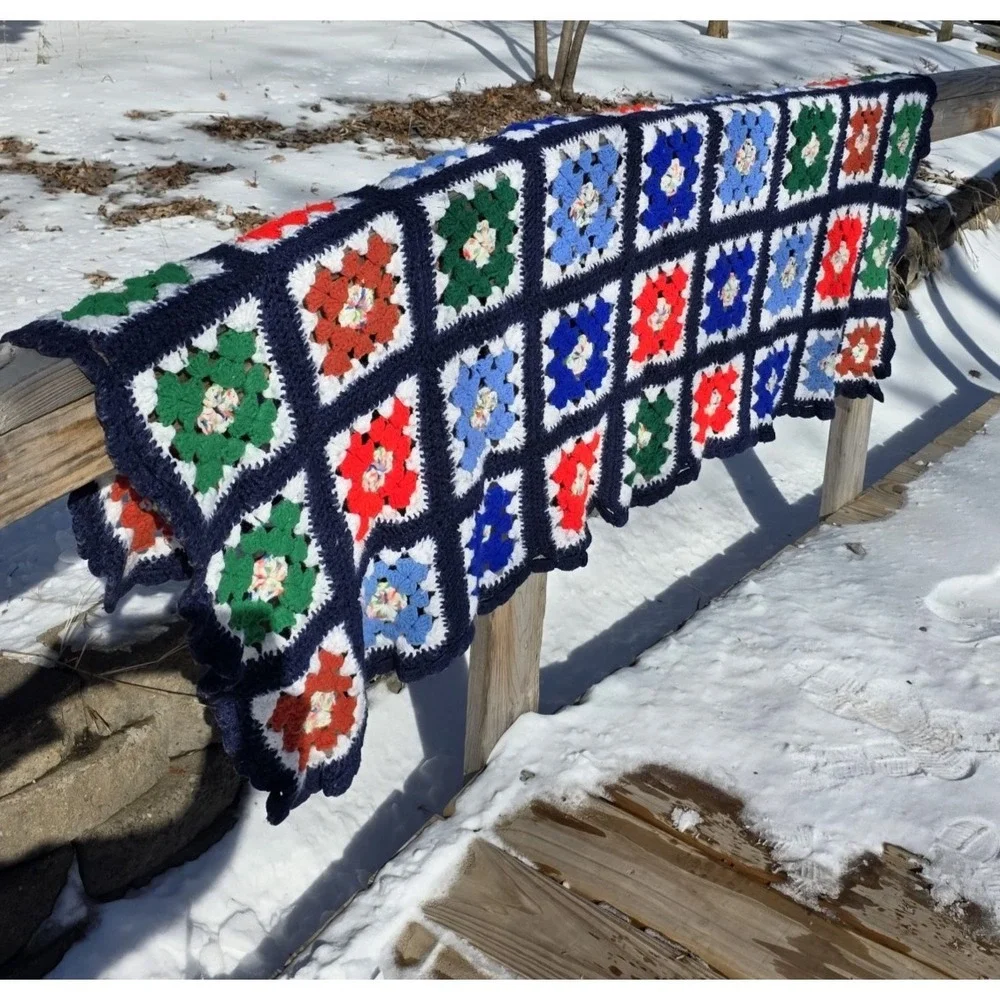 Vtg Handmade Crochet Granny Square Afghan Throw Blue Multicolor‎ 50